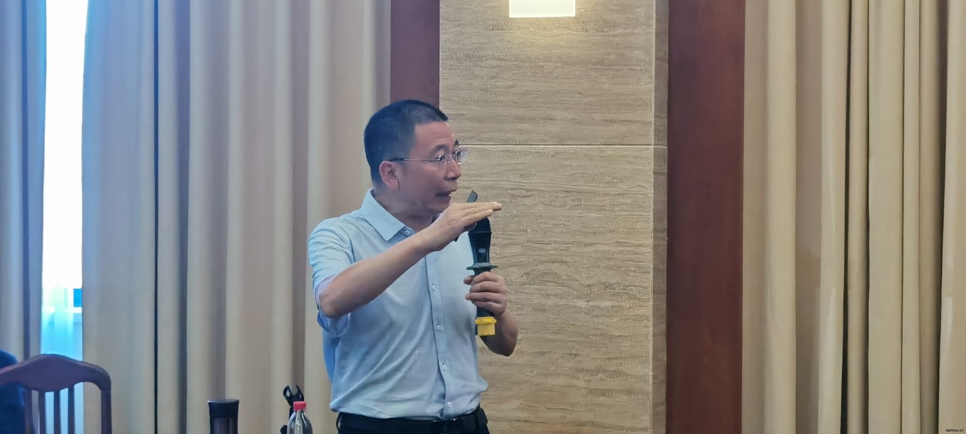 点击查看原图